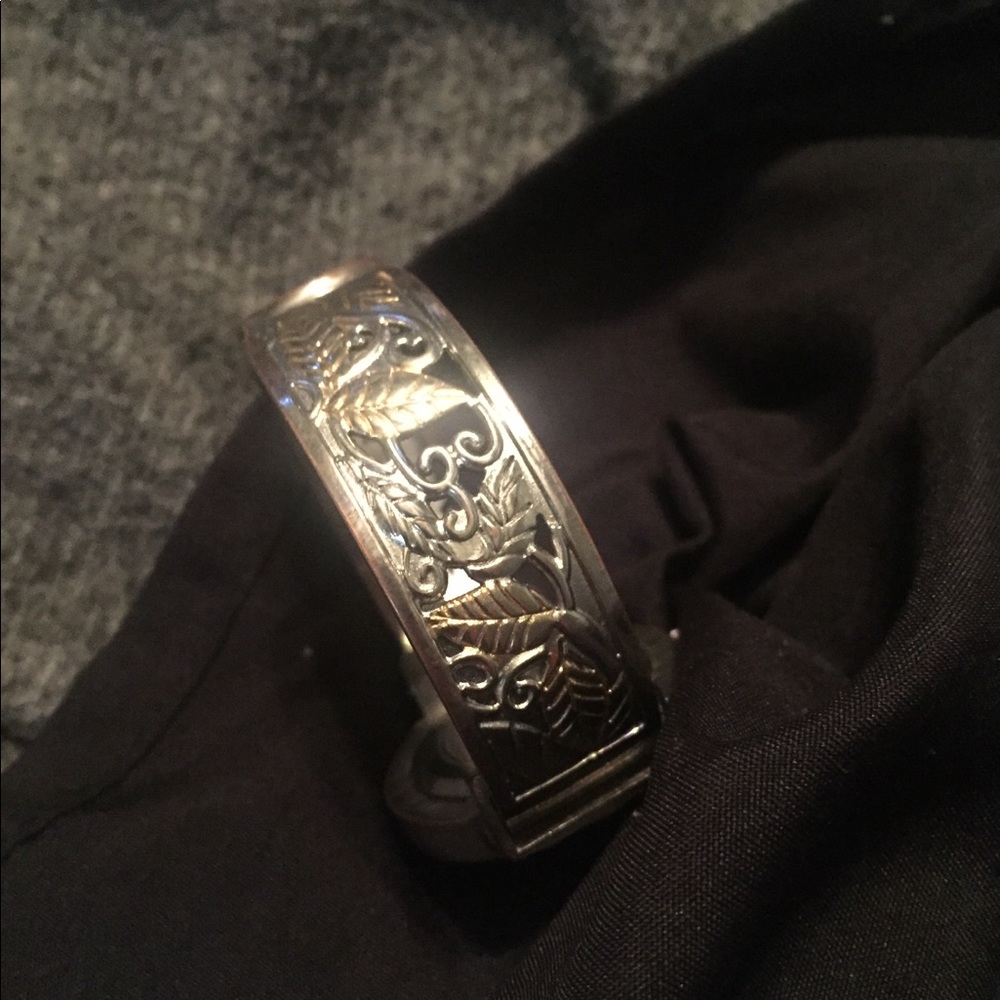Watch - Picture 4 of 5